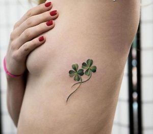 Tattoo cỏ 4 lá